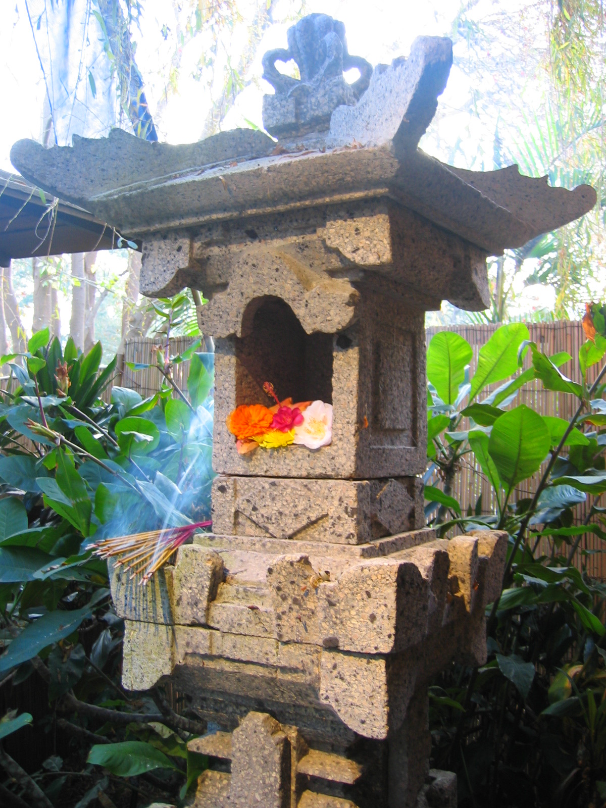 Balinese offerings at Sangha